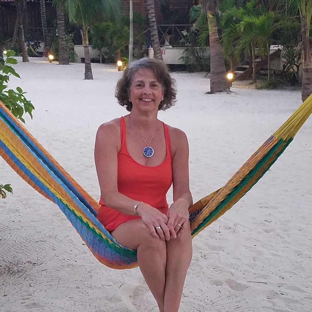 Meet your Posher, Julie